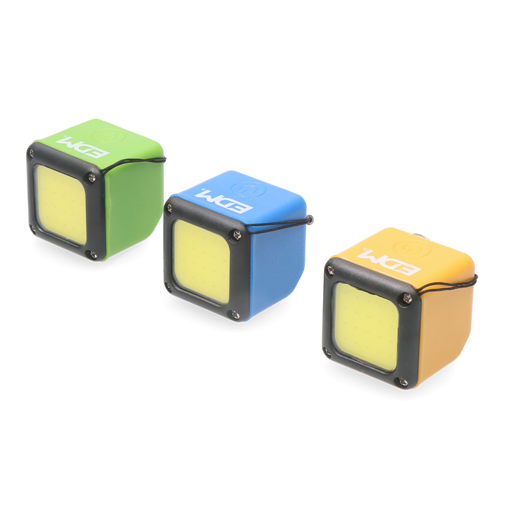 LINTERNA CON LED COB 300lm RECARGABLE CON USB + IMAN. FUNCION POWER BANK. EDM COLORES SURTIDOS - Ítem